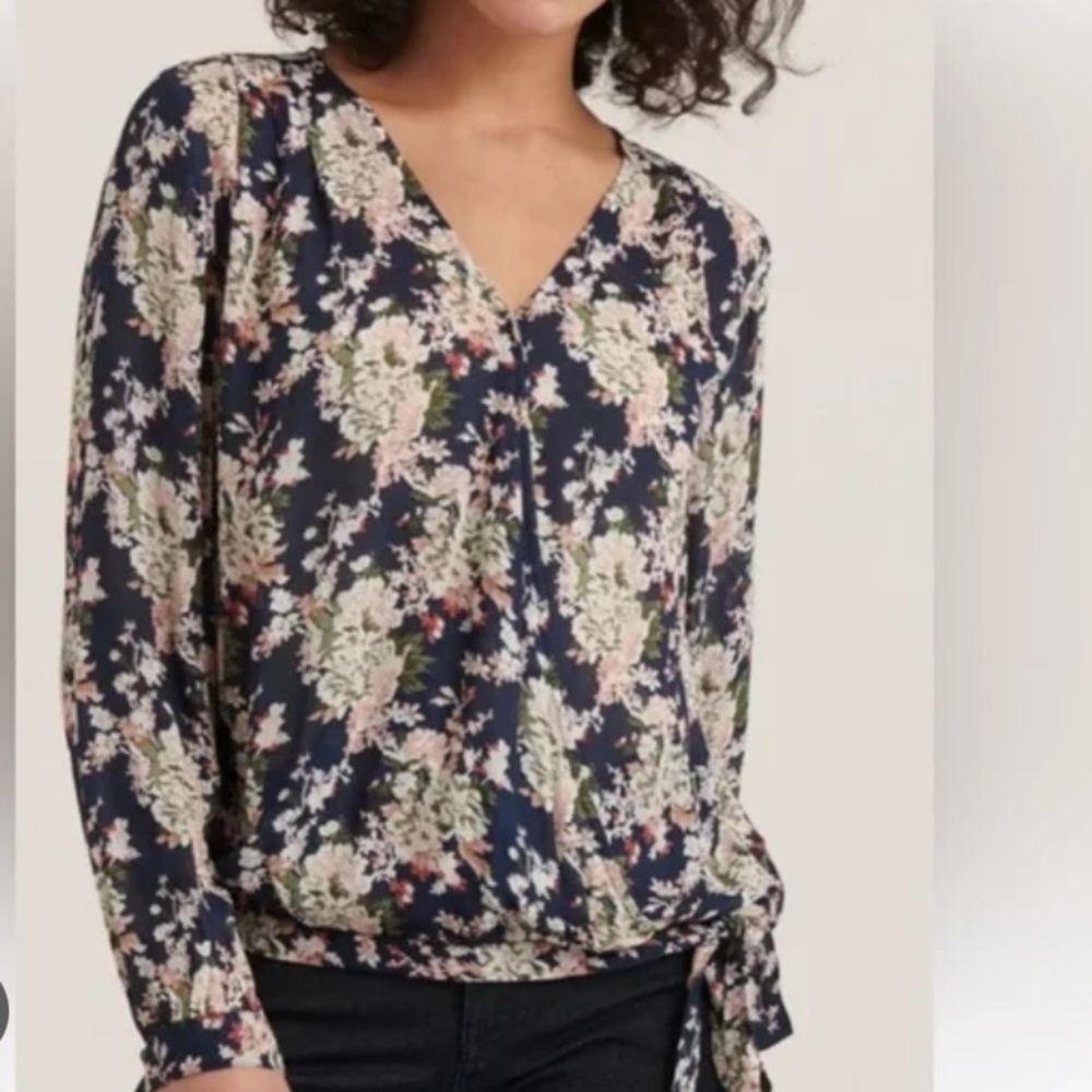 NWT Lucky Brand Sawyer Wrap Top size M